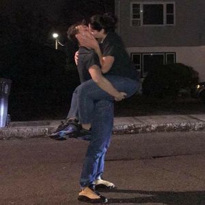 Meet your Posher, Simon